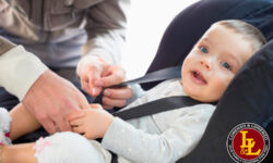 Lo que usted necesita saber sobre las leyes de asientos de seguridad para niños en automóviles de Florida